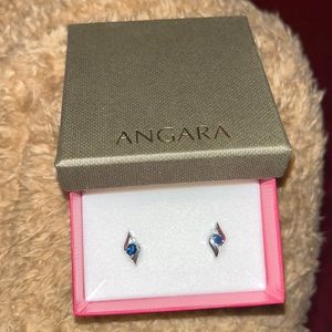 Blue sapphire and Diamond Earrings